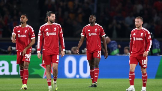 O nouă despărțire la Liverpool! Un titular va părăsi echipe și ar putea ajunge la PSG sau Real Madrid