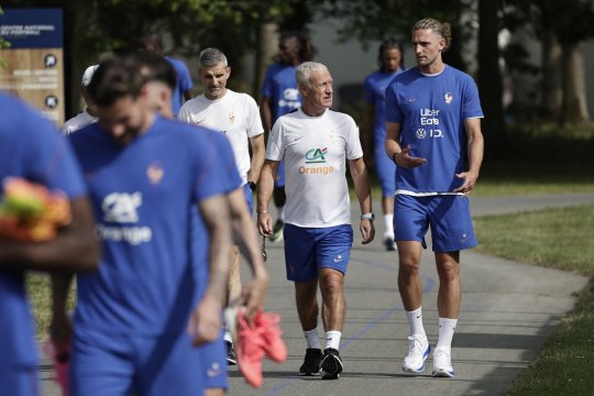 Didier Deschamps, precaut înaintea Cupei Mondiale: ”Să nu ne gândim deja la finală!”