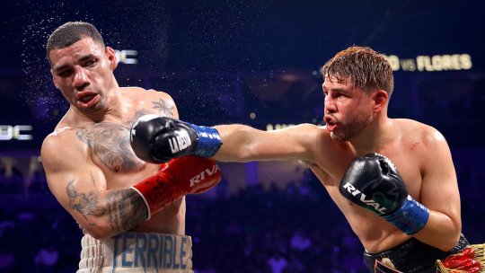 David Benavidez, campion mondial la a treia categorie de greutate