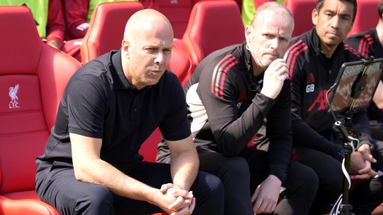 Oficial: Liverpool se desparte de Arne Slot. Cine este favorit să-i ia locul