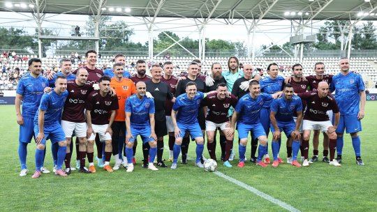I-a făcut praf pe fanii Rapidului după meciul UEFAntasticilor: ”Penibil, niciun suflet pentru club, lipsă de respect! A venit Răzvan Lucescu, unde au fost nebunii frumoși?!”