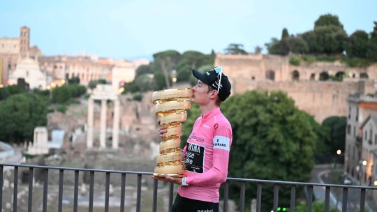 Jonas Vingegaard a câștigat Turul Italiei 2026!