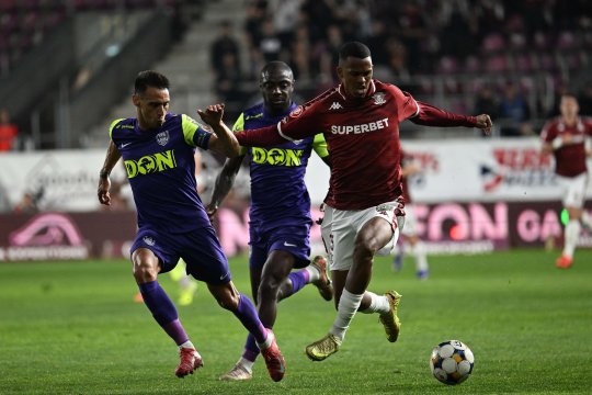 Rapid - CFR Cluj 0-2, ACUM, pe iAMsport.ro. Giuleștenii continuă să se scufunde!