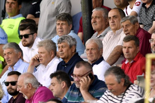 Mărturia dură a legendei Rapidului, după moartea lui Mircea Lucescu: ”N-am fost nici la mama, nici la tata, nici la fratele meu”
