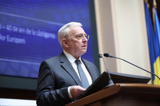 Cu ce echipă ține Mugur Isărescu. Guvernatorul BNR a spus-o fără ocolișuri