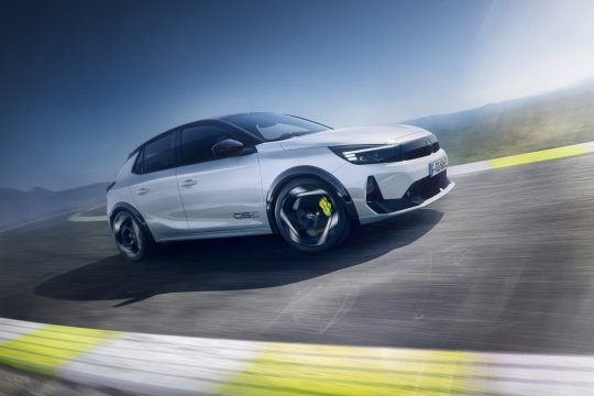 Opel Corsa GSE, 281 de cai electrici într-un format de buzunar