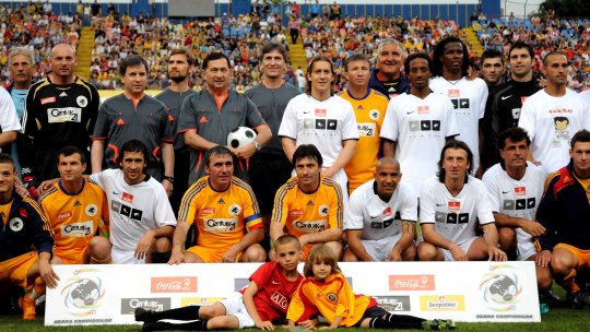 Marele fotbalist român a încercat să arunce berile pe geamul avionului: ”Mamă, te omor!”
