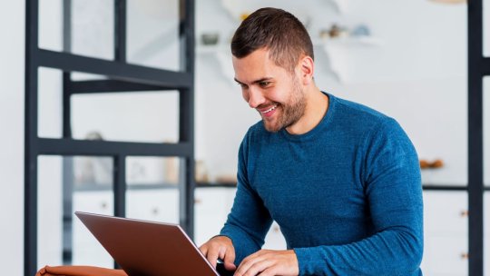 Divertisment și sport în era digitală: cum au schimbat platformele online experiența fanilor (P)