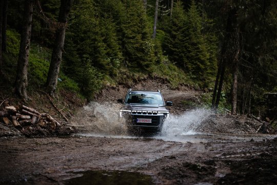 Unul dintre cele mai cunoscute pick-up-uri din lume a ajuns în România!