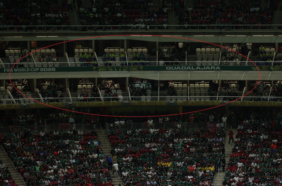 Multe scaune din zona VIP au rămas goale pe Guadalajara Stadium