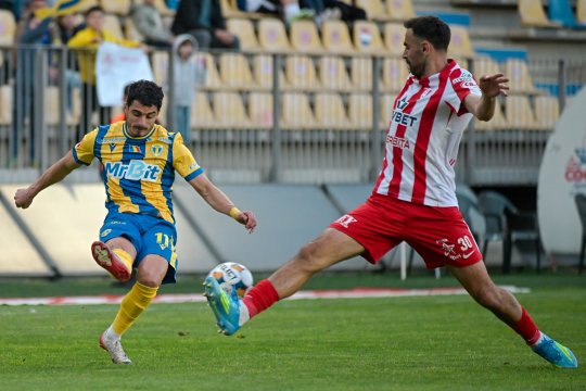 Tatăl internaționalului român a confirmat că vrea să devină finanțatorul unei echipe de tradiție din SuperLiga: ”Am vizitat clubul”