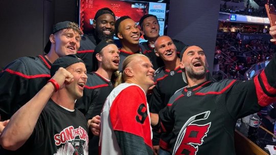 Norvegienii nu uită de hochei! Haaland s-a bucurat ca un copil la finala NHL