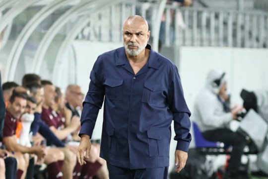 Salariu faraonic pentru Cosmin Olăroiu în Emirate! Antrenorul a semnat pe doi ani cu noua echipă