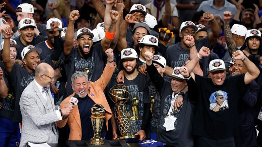 După 53 de ani, New York Knicks a câștigat titlul în NBA. Brunson a marcat 45 de puncte în meciul decisiv
