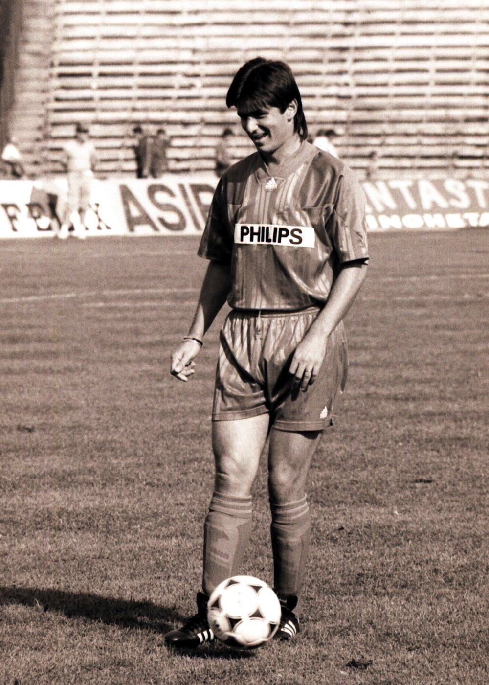 Marius Lăcătuș este cel mai titrat fotbalist român din toate timpurile