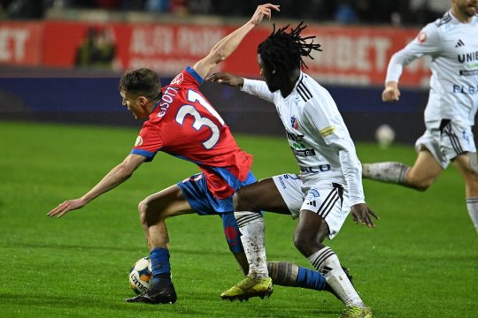 Încă un transfer făcut de U Cluj. A fost prezentat oficial