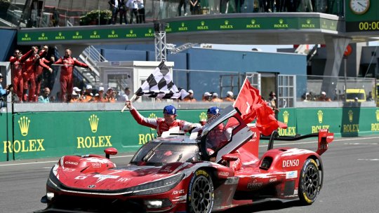Toyota, victorie la Le Mans după o dispută palpitantă cu BMW