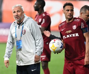 Despărțire la CFR Cluj după o discuție cu Dan Petrescu: ”Ne-am strâns mâna și ne-am văzut fiecare de drum”