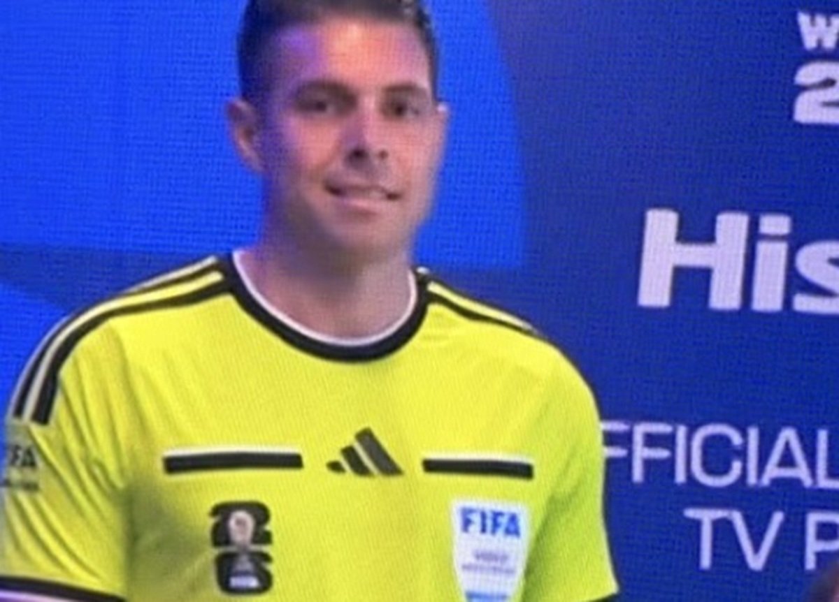 Shaun Evans, anchetat de FIFA