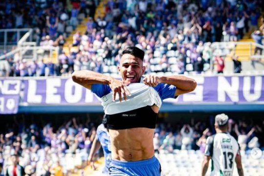 Din Chile, direct în România! Atacantul argentinian și-a făcut bagajele și va semna