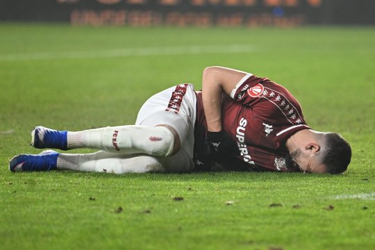 OFICIAL | Rapid a anunțat despărțirea de doi jucători