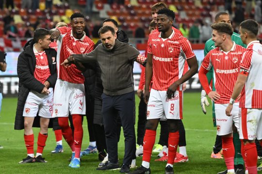 Încă o plecare importantă de la Dinamo! Fotbalistul și-a luat adio de la suporteri: ”Veți avea un loc în inima mea”