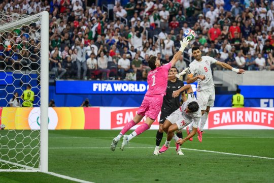 Iran - Noua Zeelandă 2-2. Gazdele au revenit de fiecare dată, dar victoria le-a scăpat printre degete