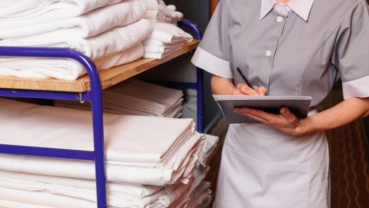 Magazinerul unei echipe din SuperLiga a devastat un hotel din Turcia: ”A luat tacâmuri, prosoape, farfurii. Urma să aibă nunta”