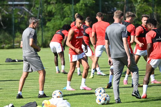 Nuno Campos a finalizat lista pentru cantonamentul din Polonia! Cine sunt fotbaliștii care au fost lăsați acasă