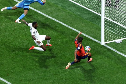 Spania - Arabia Saudită 3-0, ACUM, pe iAMsport.ro. Ibericii s-au dezlănțuit!