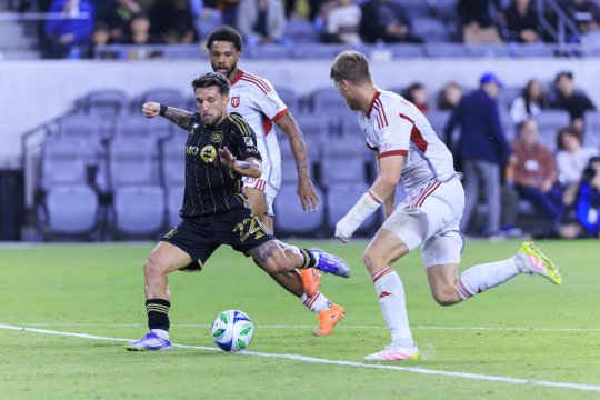 Incredibil: ce salariu ar urma să încaseze Alex Băluță la Poli Timișoara! Acum doar un an semna cu Los Angeles FC, după despărțirea de FCSB