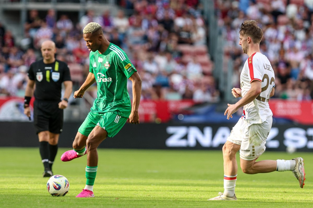 Ibrahima Camara a debutat pentru naționala Guineei în 2019