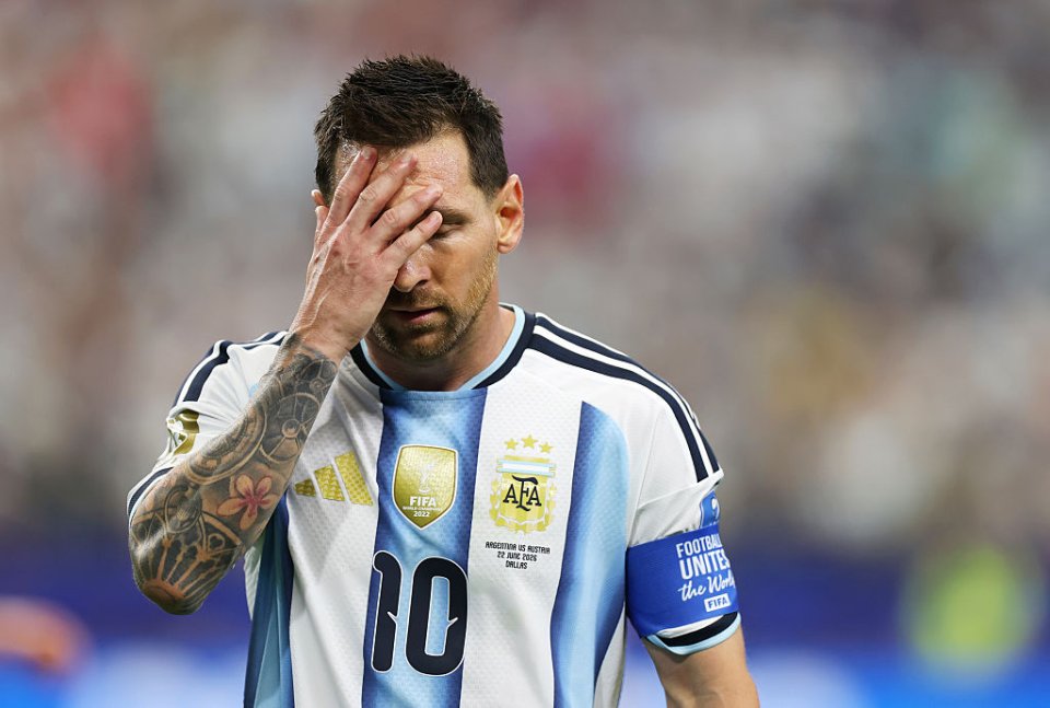 Lionel Messi a ratat un penalty în timpul meciului cu Argentina