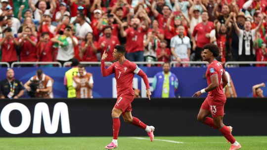 Portugalia - Uzbekistan 4-0, ACUM, pe iAMsport.ro. Dublă pentru Ronaldo!