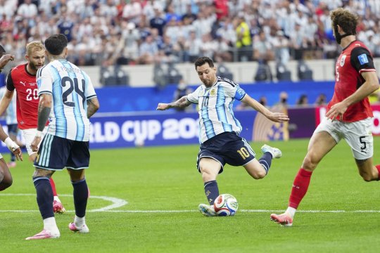 A șters pe jos cu Messi în direct: ”Nu contează pentru istoria fotbalului! Și Vilmos Kohut avea 8 Baloane de Aur dacă exista trofeul pe vremea lui”