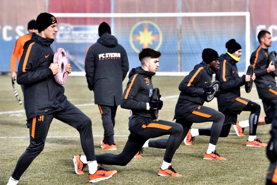 ”Am consumat droguri cu reclamanta, din cauza dorințelor ei de a frecventa cluburile mi-am pierdut cariera!”. Fostul jucător de la FCSB, atac șocant la adresa partenerei