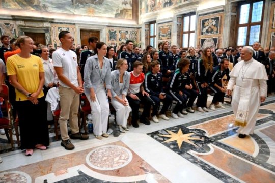 David Popovici, întâlnire specială cu Papa Leon al XIV-lea la Vatican. Mesajul transmis de Suveranul Pontif