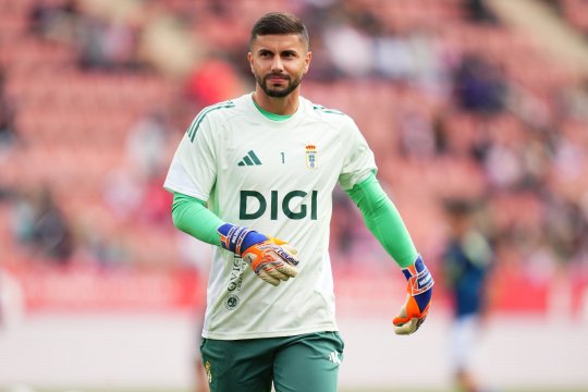 Horațiu Moldovan, pe lista unei echipe de Champions League! Portarul român, dorit și în Polonia după retrogradarea cu Oviedo