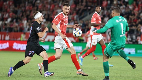 Echipa din SuperLiga a intrat la negocieri pentru titularul lui Dinamo