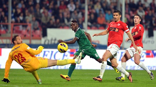Cu ce se mai ocupă Gomo Onduku, nigerianul pe care Ionuț Chirilă l-a dus în probe la Arsenal: ”M-a mai sunat, asta mi-a propus”