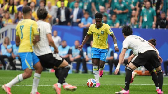 Brazilia - Japonia 1-1, pe iAMsport.ro. Vinicius înșiră adversarii în urma sa, dar lovește bara!