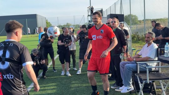 Zlatan Ibrahimovic, față în față cu youtuberii români: ”Nu juca la fel ca Mutu!”. Ce cuvinte în română le-a transmis