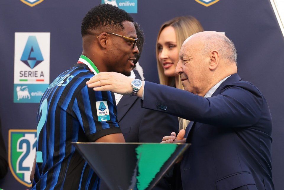 Dumfries s-ar fi înțeles deja cu Real Madrid