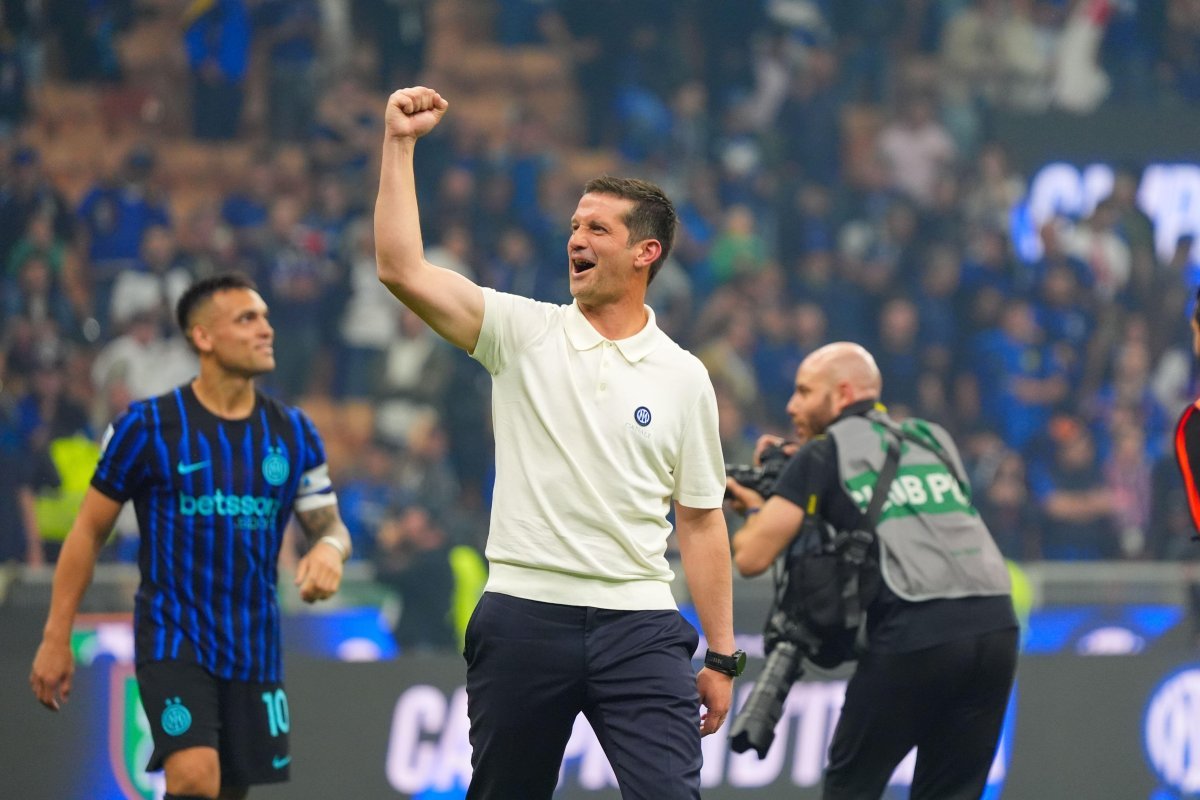 Chivu a jucat pentru Inter între 2007 și 2014