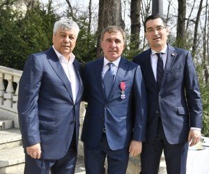 Fostul medic al naționalei acuză FRF că ar fi responsabilă pentru decesul lui Lucescu: ”Să îl ajute Dumnezeu pe Hagi să nu pățească la fel ca nea Mircea!”