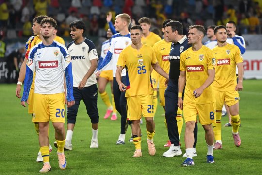 Panduru a numit cei 2 fotbaliști care ar fi pierdut ”trenul” naționalei: ”El nu ajută pe nimeni!”. A remarcat alți 3 jucători