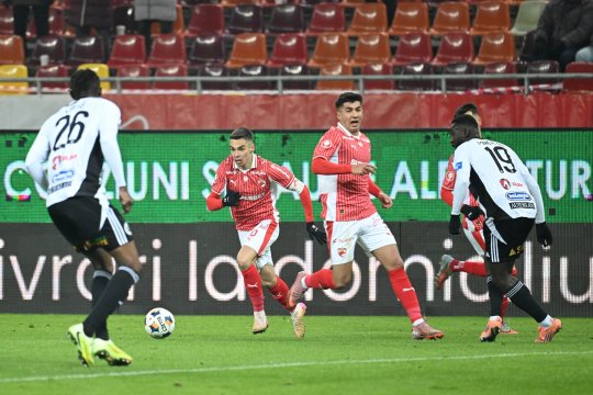 Alertă! Nicolescu a anunțat că Dinamo i-ar putea pierde pe Cîrjan și pe Musi: ”Discuții deschise”