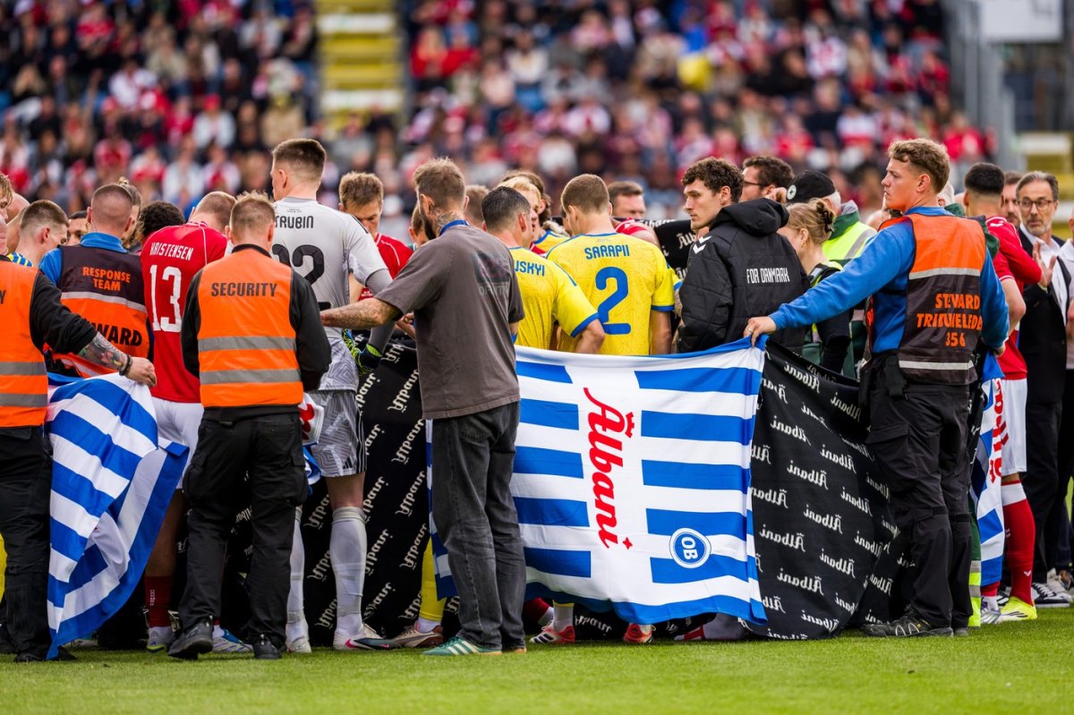 În amicalul cu Ucraina, Christian Eriksen a suferit un nou incident cardiac