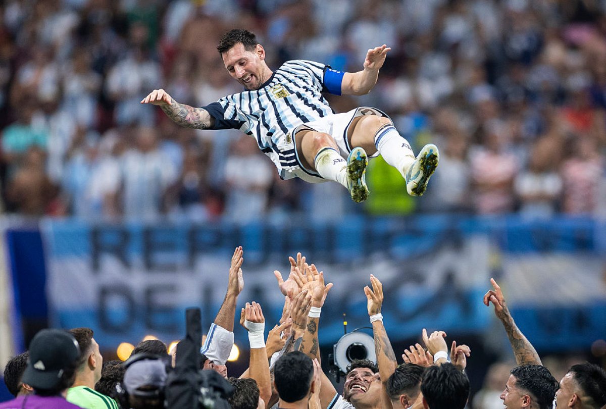Deși a ajuns la 39 de ani, Lionel Messi arată o formă foarte bună la Cupa Mondială și este în TOP 5 pentru Balonul de Aur