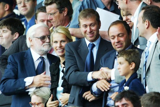 Doliu la Chelsea: fostul patron al clubului s-a stins din viață!